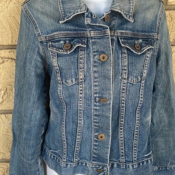 Gap Stretch Denim Jean Jacket Soft Size Med comfy Stretchy - Picture 6 of 7
